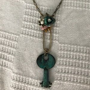 Betsey Johnson key necklace